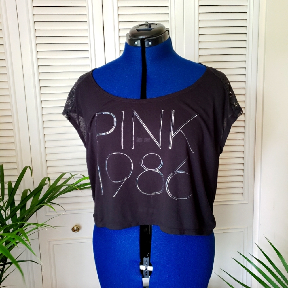 VS "Pink" crop top